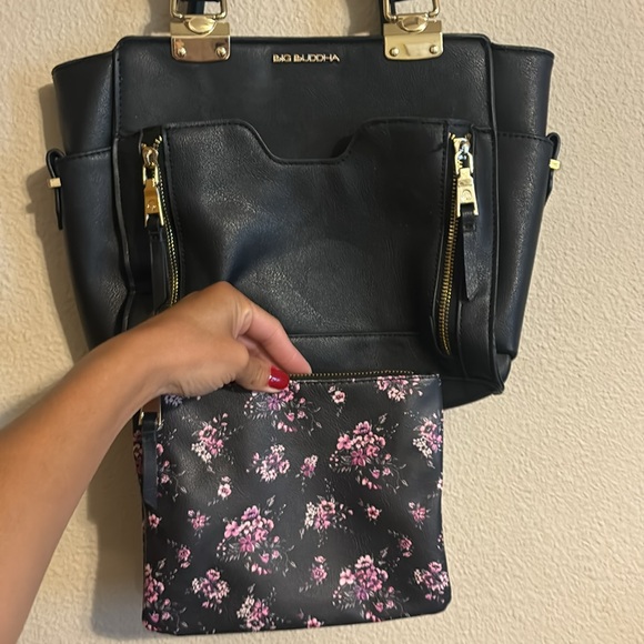 Big Buddha shoulder bag with floral small bag inside - Picture 3 of 9